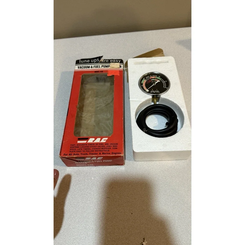 Vintage R.A.C. Vacuum And Fuel Pump Tester For Auto, Truck, Tractor, And Marine - Picture 2 of 10